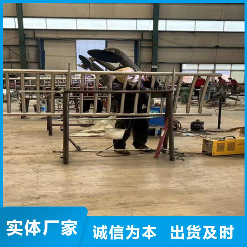 桥梁防撞护栏桥梁钢护栏厂出厂价