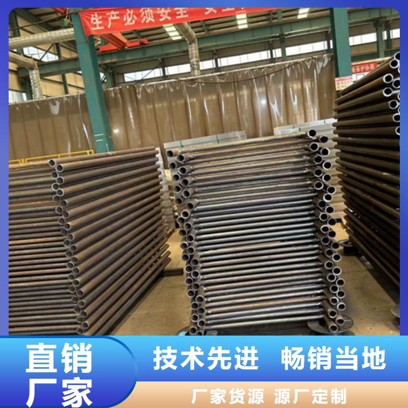 定制201不銹鋼復(fù)合管橋梁護(hù)欄的公司