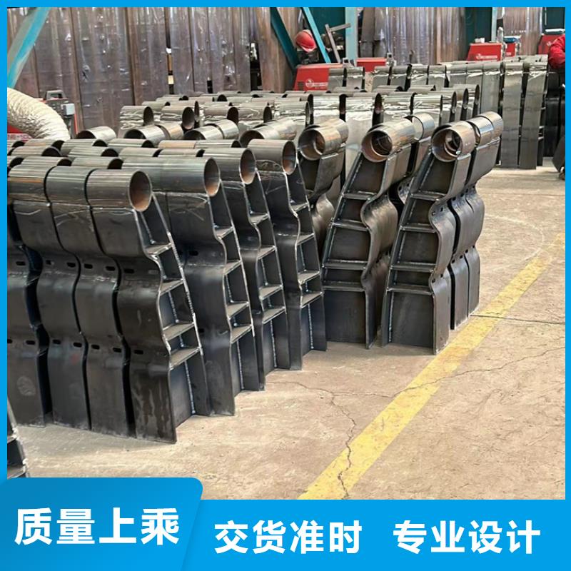 不銹鋼橋梁欄桿產(chǎn)品美觀大方
