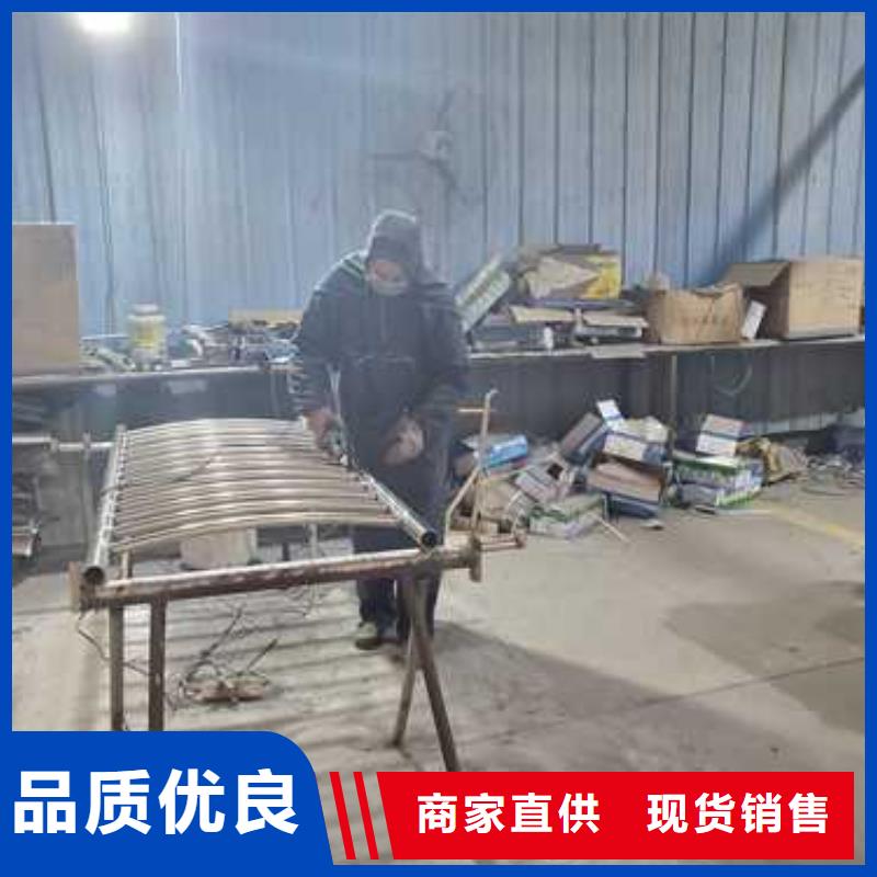 桥梁防撞护栏,立柱用心制造