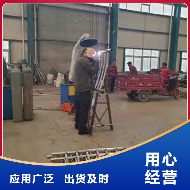靠譜的大橋不銹鋼復(fù)合管欄桿供貨商