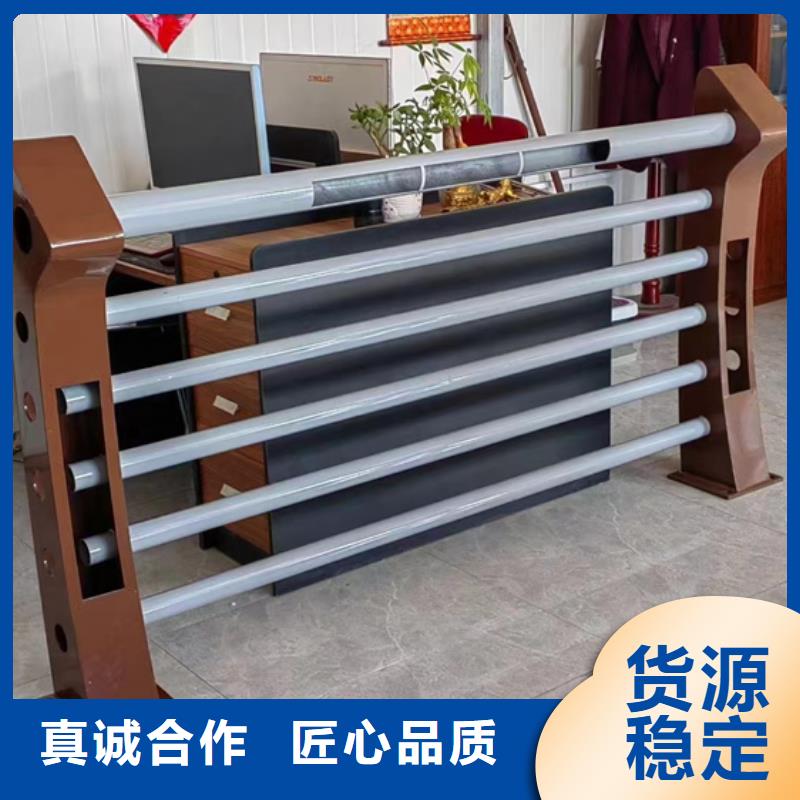 專業銷售景區不銹鋼防撞欄桿-現貨供應