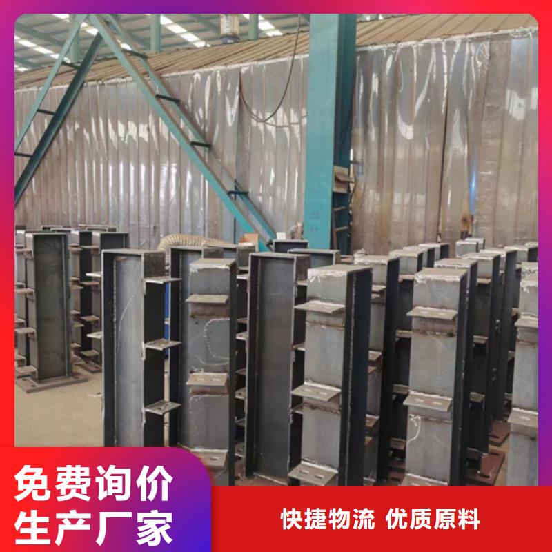 现货供应镀锌防撞护栏_精选厂家