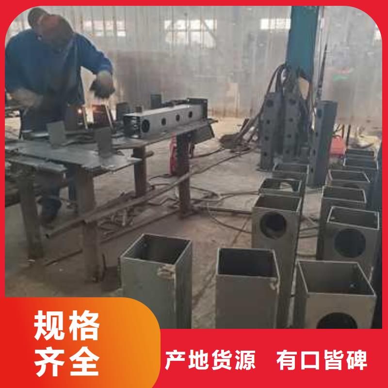 河邊不銹鋼人行道欄桿免費(fèi)設(shè)計(jì)
