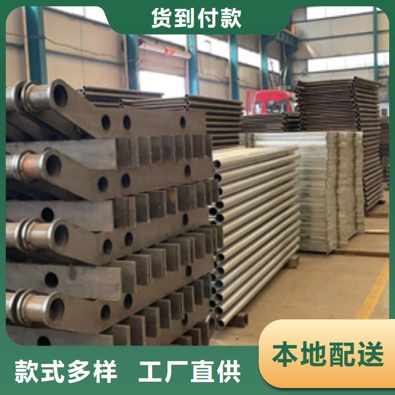 道路护栏防撞护栏立柱源头厂家量大价优