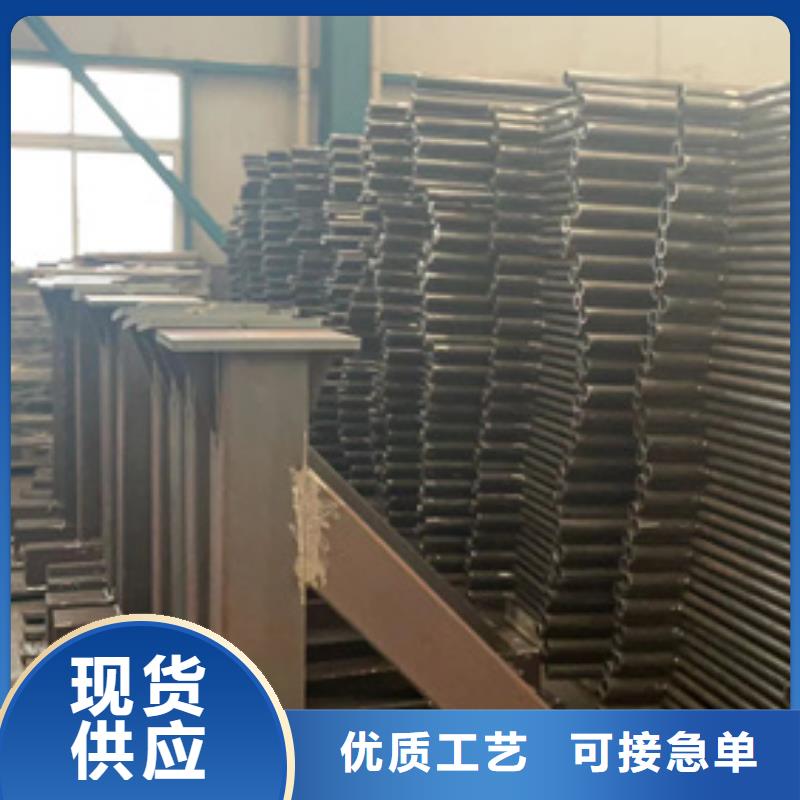 道路护栏实拍展现