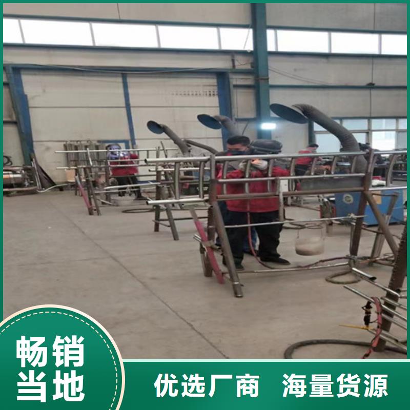 專業(yè)銷售馬路防撞護(hù)欄質(zhì)量有保證