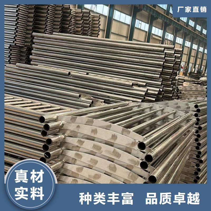 馬路防撞護(hù)欄廠家數(shù)十年行業(yè)經(jīng)驗(yàn)