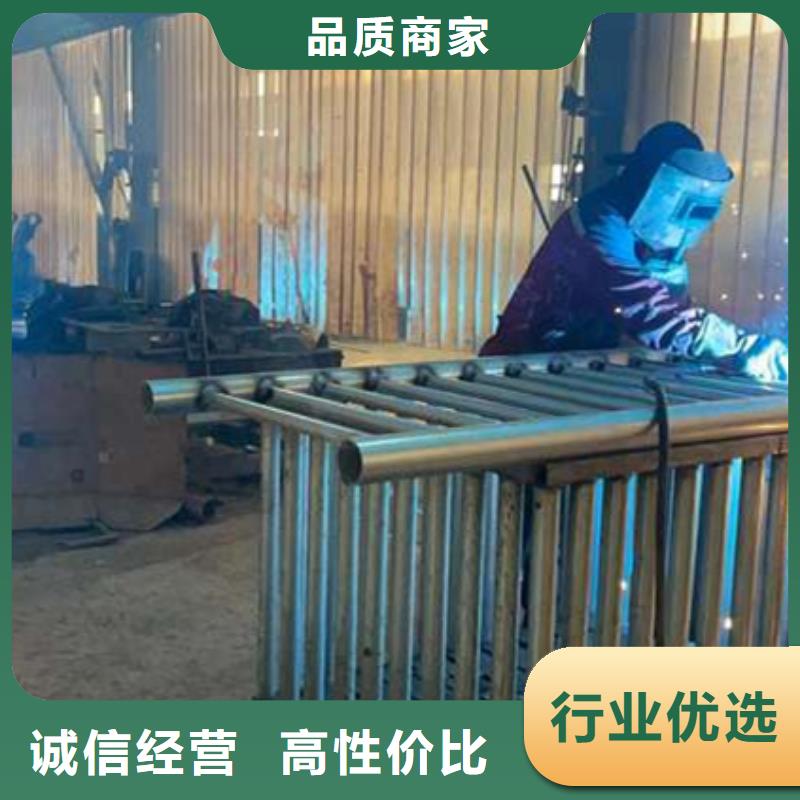 護(hù)欄鍍鋅波形護(hù)欄定制批發(fā)