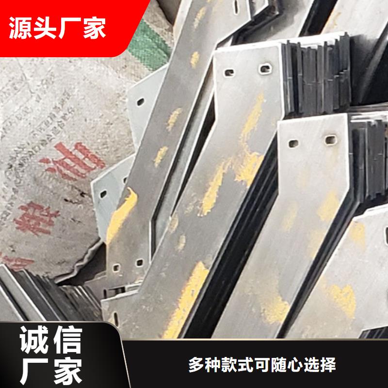 不銹鋼防撞護欄公司報價