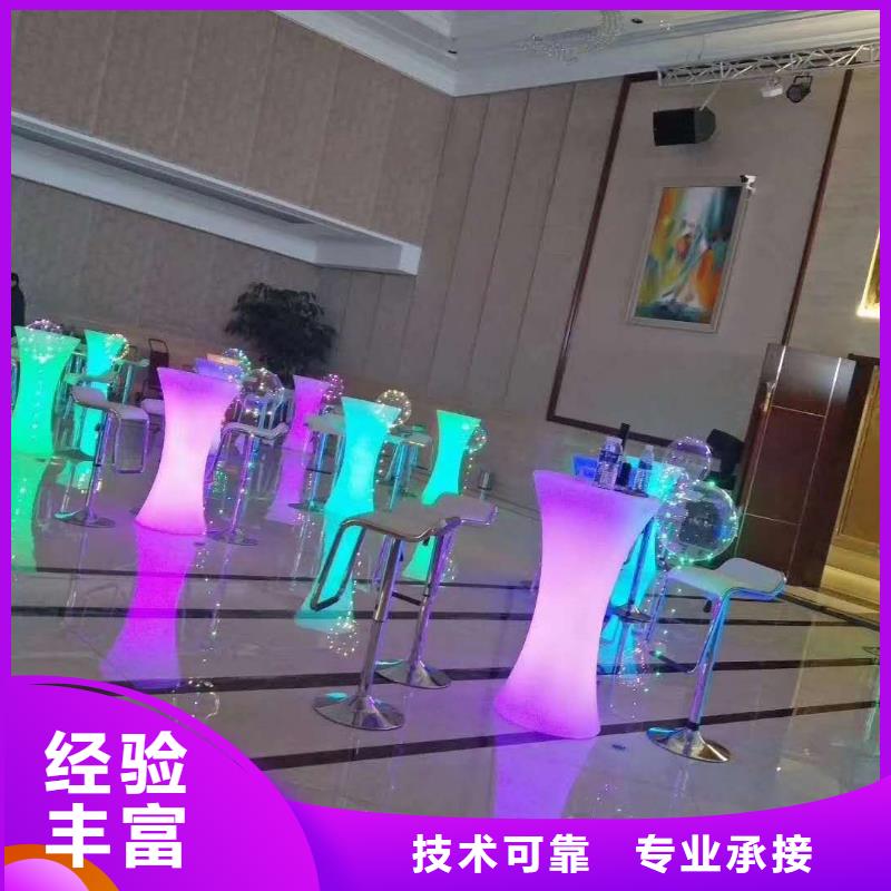 桌椅-出租啟動道具專業(yè)品質