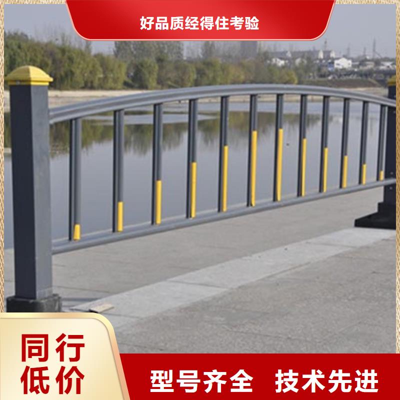 鋅鋼玻璃護(hù)欄性高