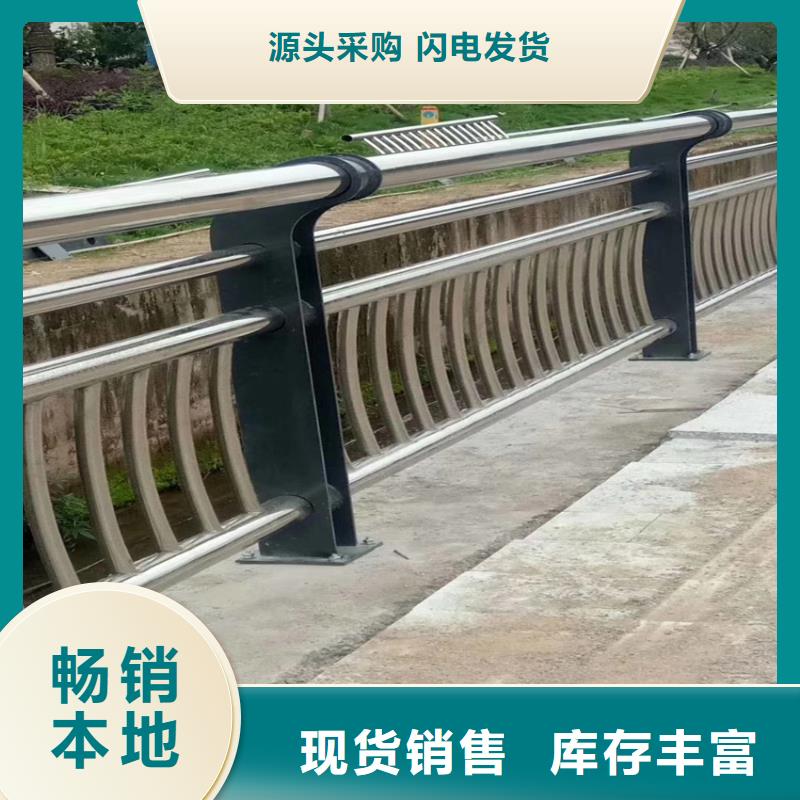 鐵藝護(hù)欄現(xiàn)場指導(dǎo)安裝鐵藝護(hù)欄