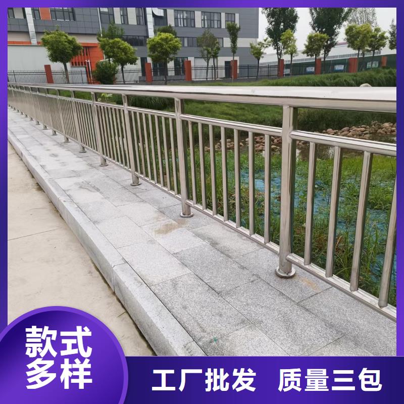 河道繩索護(hù)欄正規(guī)河道護(hù)欄生產(chǎn)廠家