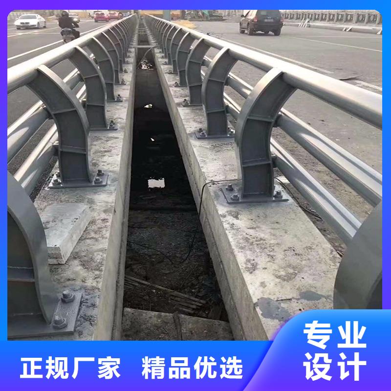 橋梁防撞護(hù)欄防護(hù)欄實(shí)力雄厚品質(zhì)保障