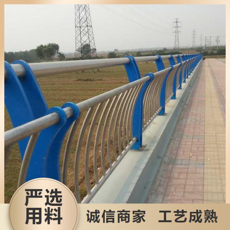河道護(hù)欄,鋼背木護(hù)欄自產(chǎn)自銷
