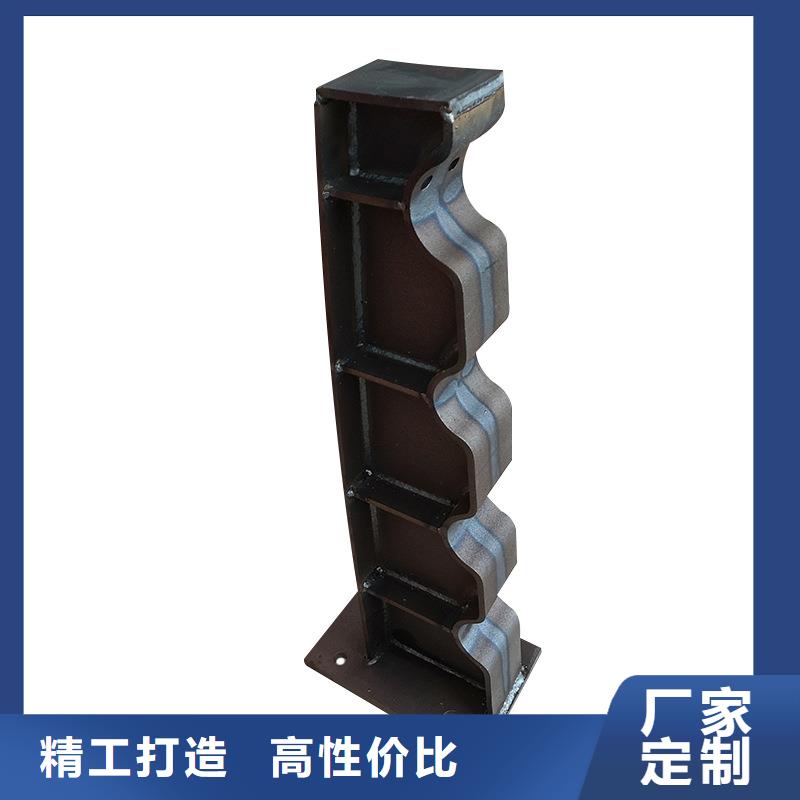 鋼防撞護(hù)欄大型生產(chǎn)廠家
