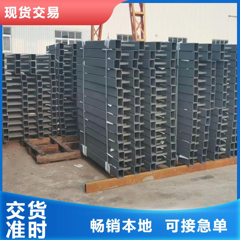 實力雄厚的
城市天橋護欄
加工廠家