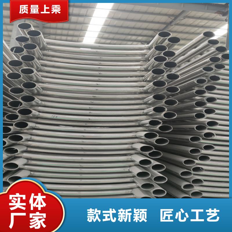 桥梁护栏镀锌波形护栏产品实拍