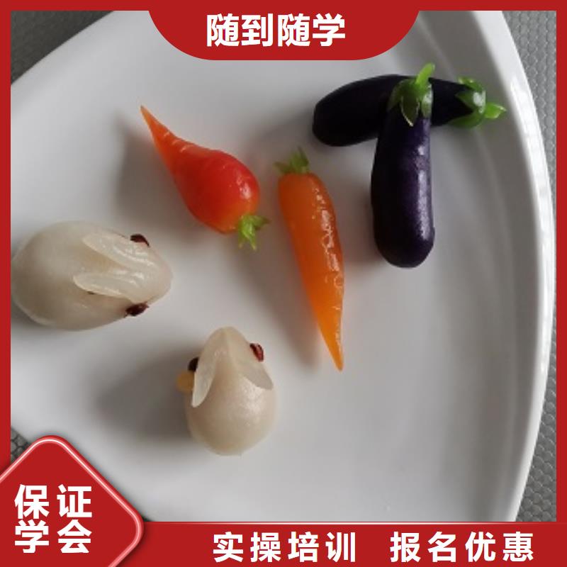 蠡縣廚師學(xué)校學(xué)費(fèi)一年多少錢實(shí)踐教學(xué)，結(jié)合理論