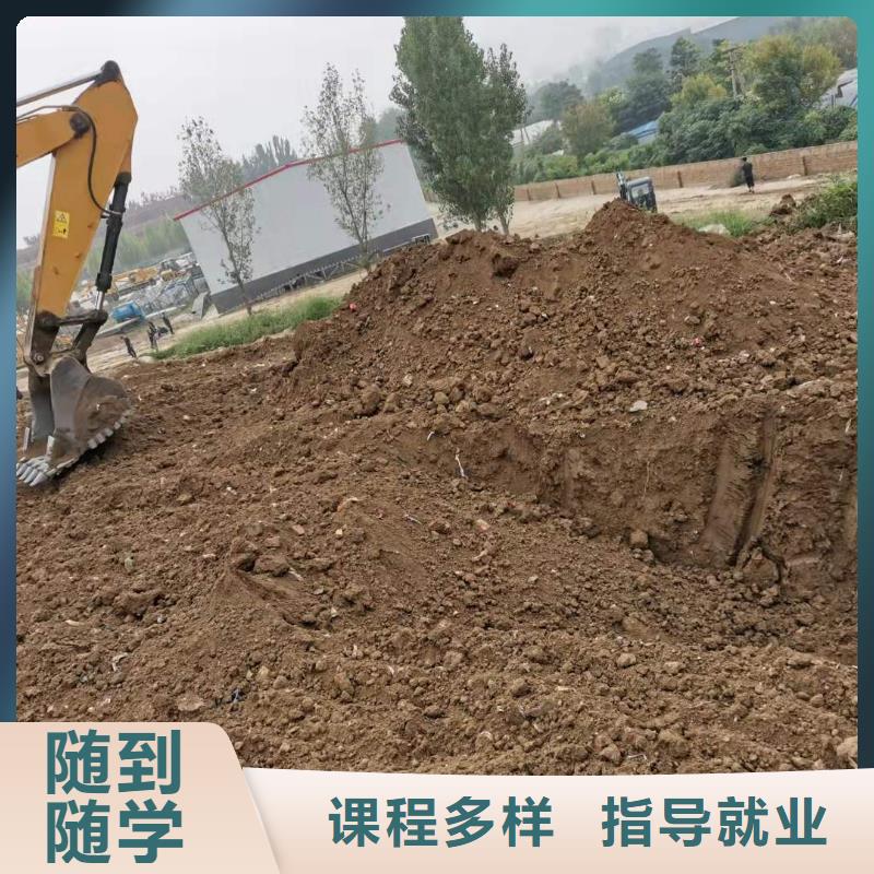 學汽車吊哪家好虎振技校