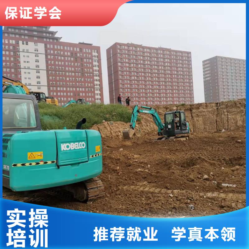 下花園鉤機(jī)技校哪家強(qiáng)虎振技校