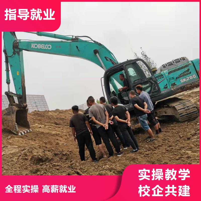 萬全汽車吊培訓學校哪家好畢業后免費工作