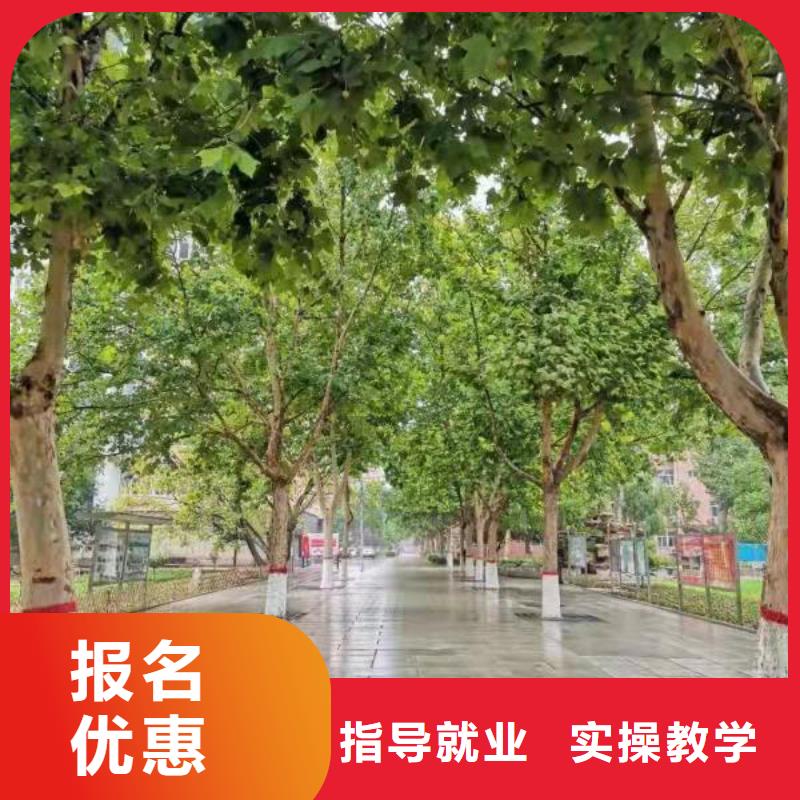 宣化學裝載機咨詢電話是多少虎振學校