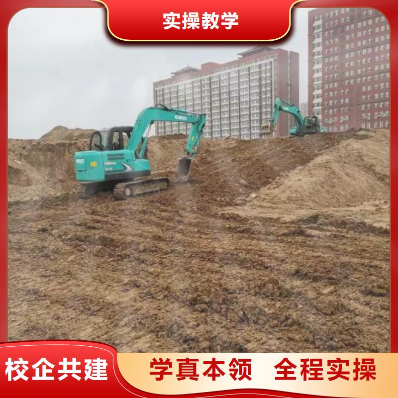 宣化叉車培訓學校怎么報名男生學什么好