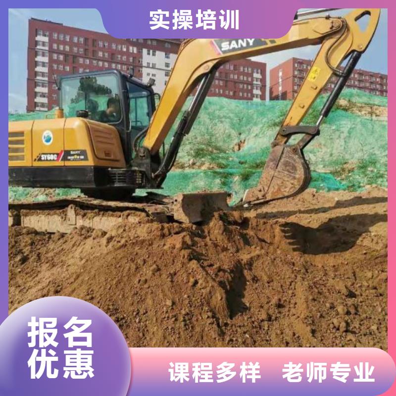 萬全鏟車技校咨詢電話是多少有沒有年齡限制