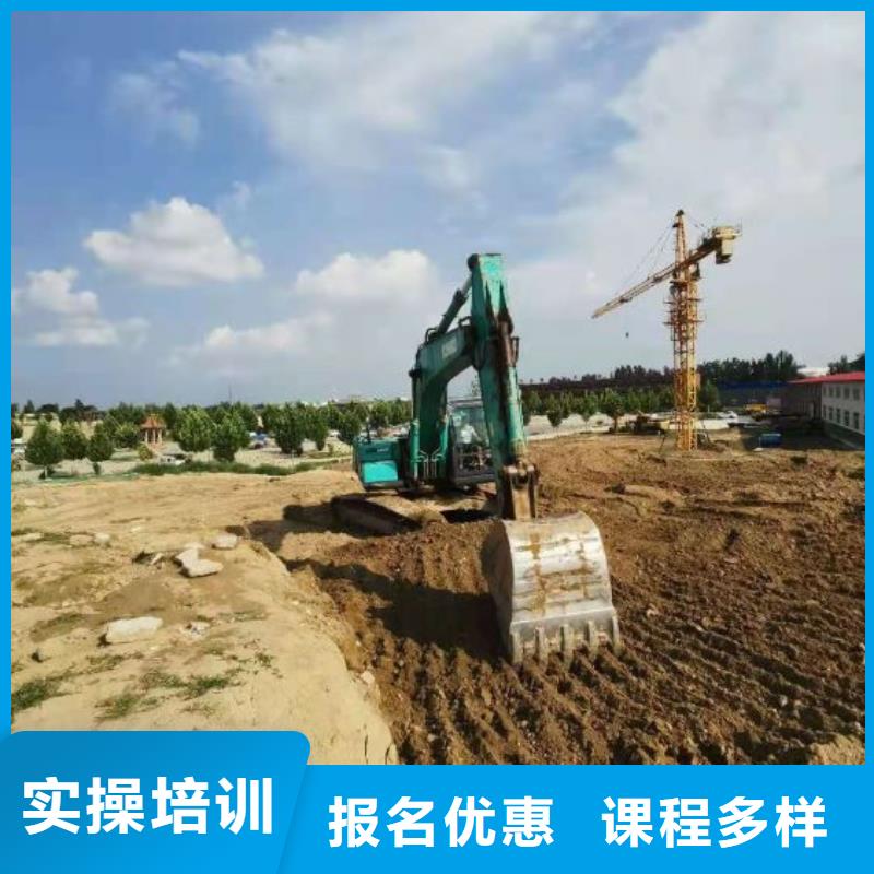 赤城鏟車培訓學校咨詢電話是多少有沒有年齡限制