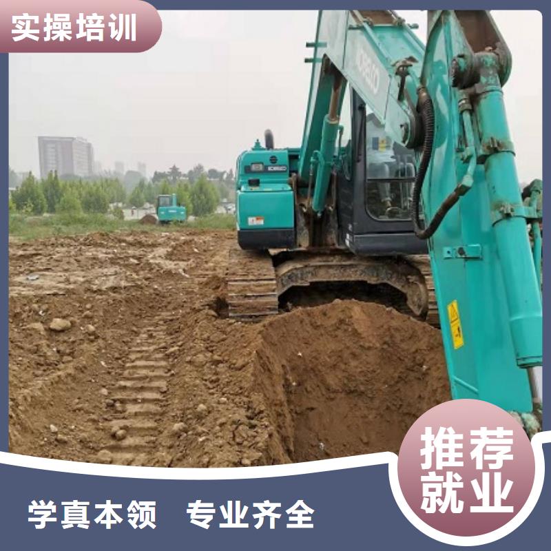 鉤機培訓學校_廚師技校排名師資力量強