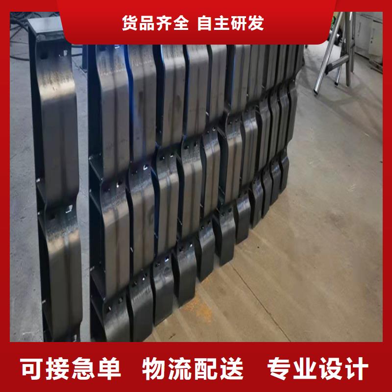 不銹鋼橋梁護欄廠種類齊全