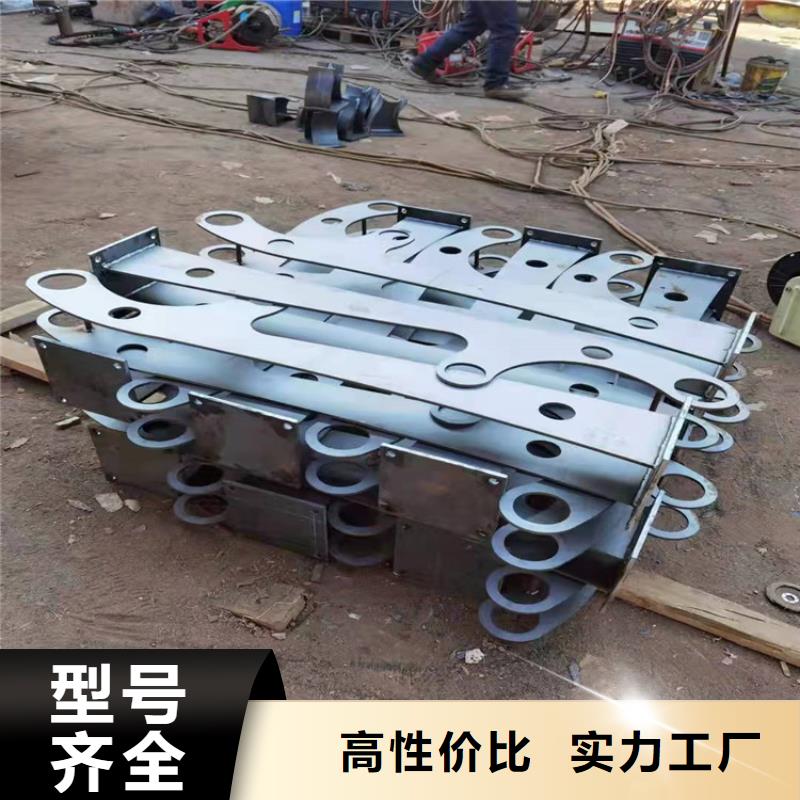 不銹鋼橋梁防撞護欄立柱規(guī)格齊全