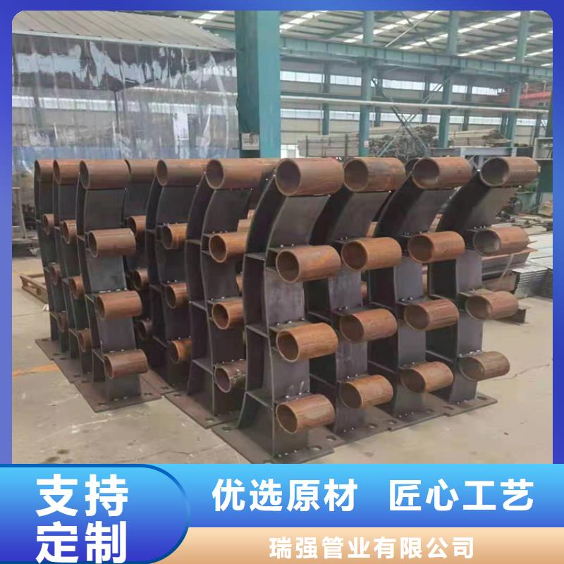 鋼結(jié)構(gòu)立柱防撞護(hù)欄批發(fā)價(jià)