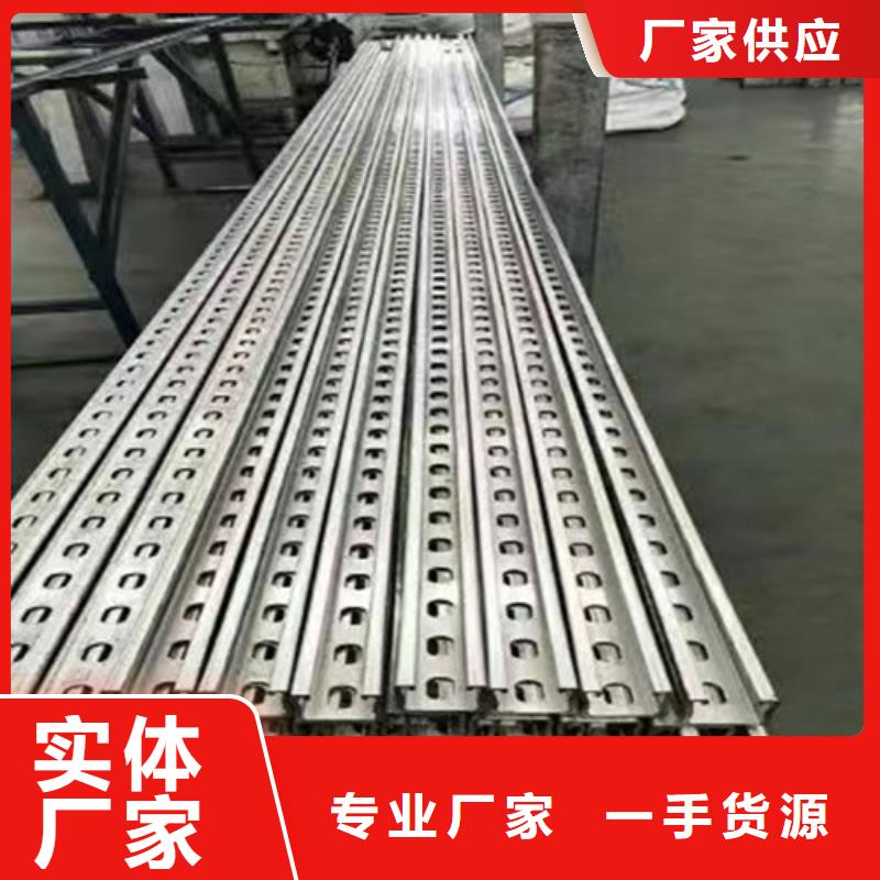 天津路易瑞光伏太陽(yáng)能車棚支架了解更多