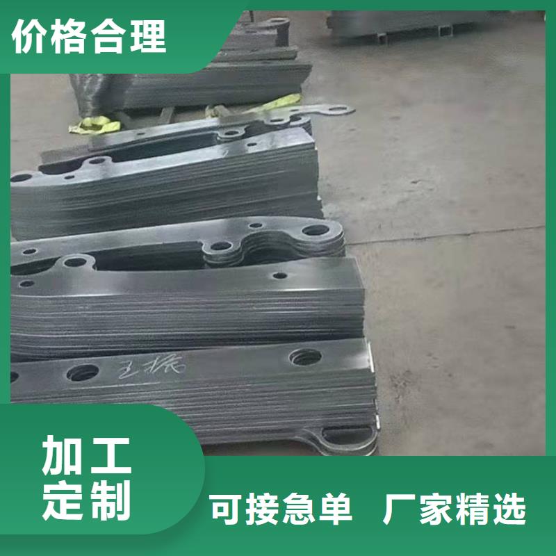 優(yōu)選：公路防撞護(hù)欄生產(chǎn)廠家