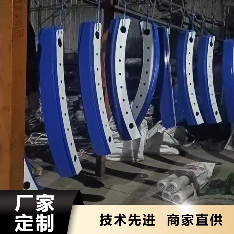 定做不銹鋼復合管河道護欄的當?shù)貜S家