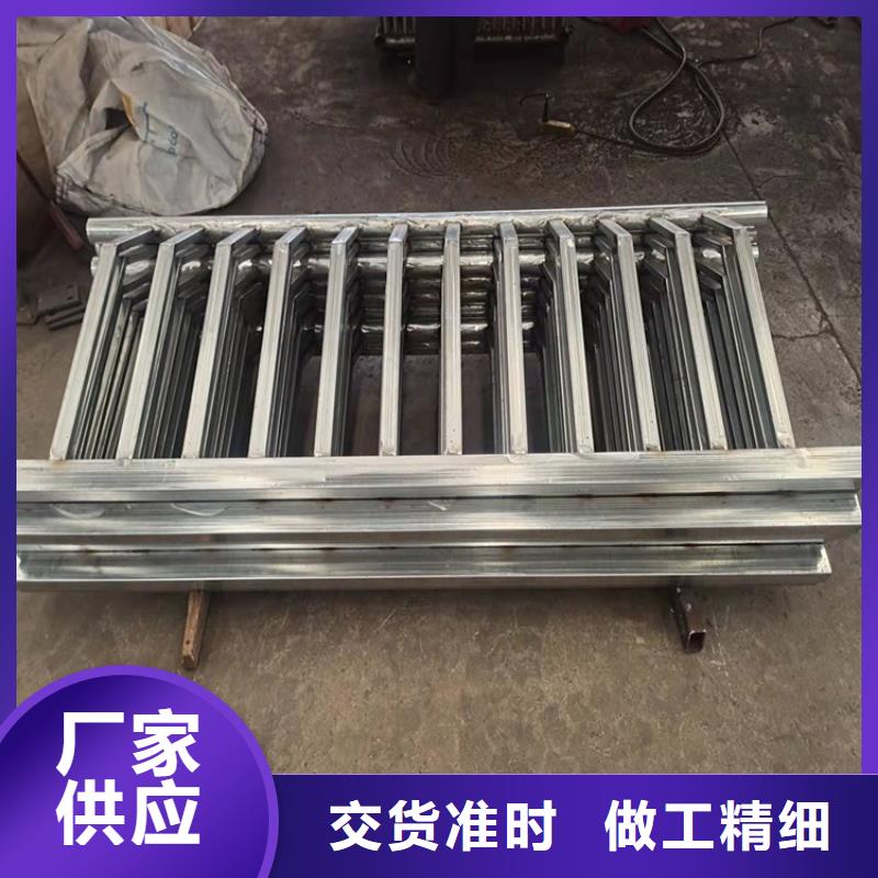304不銹鋼復合管護欄廠家-庫存充足