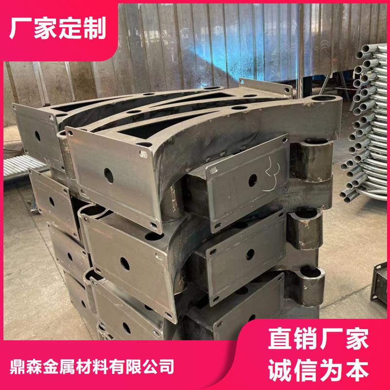 有現貨的不銹鋼復合管高鐵站護欄供貨商