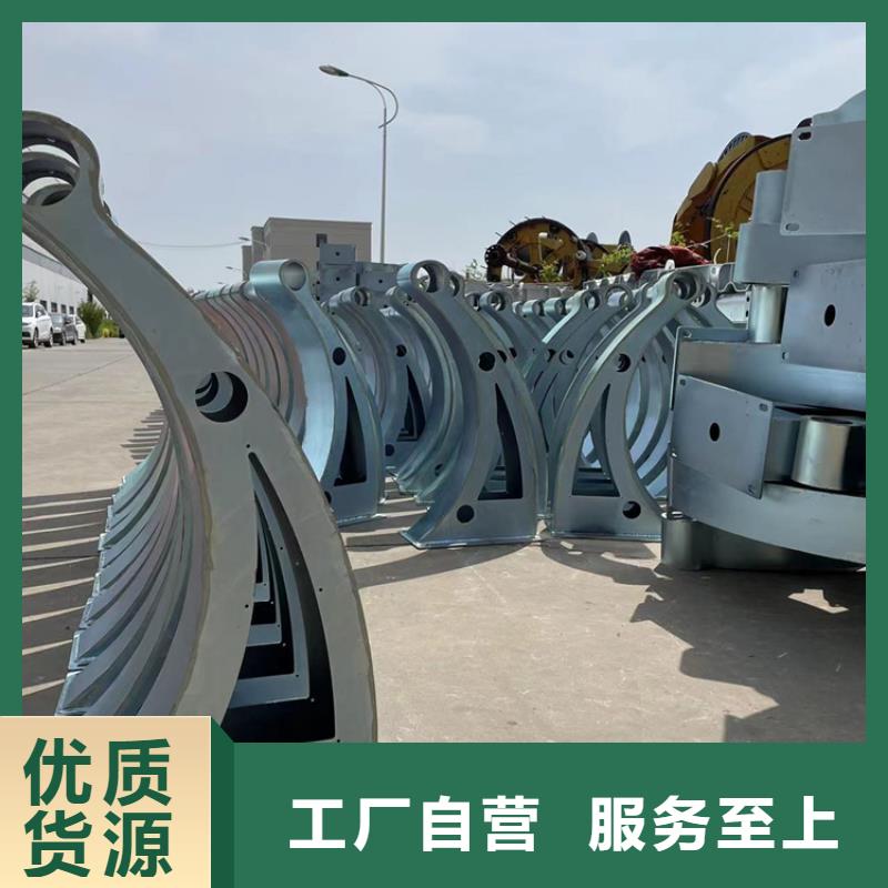 重信譽噴塑鋼管護欄廠家直銷