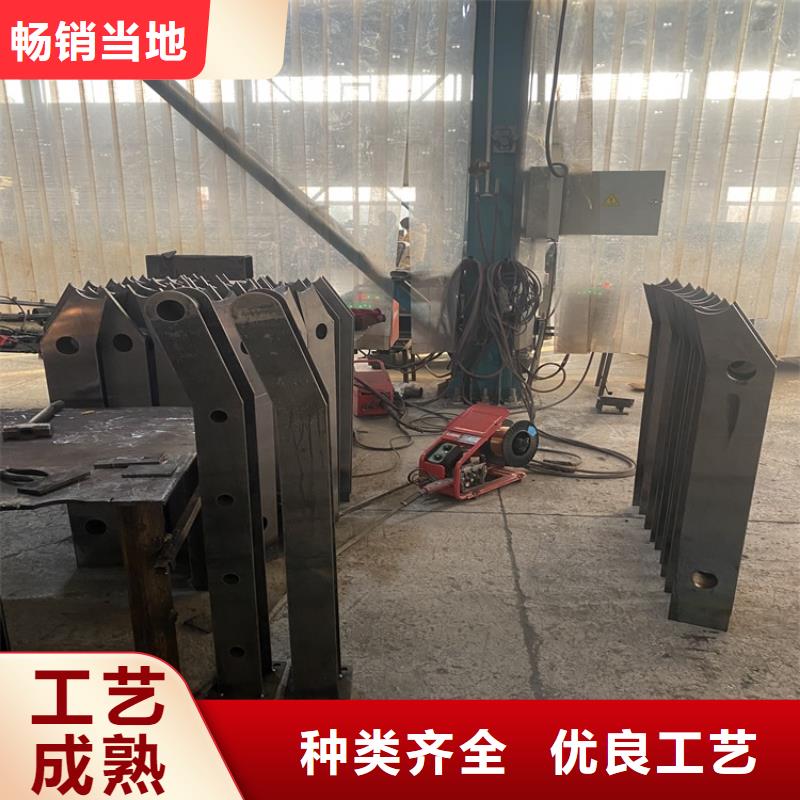 不銹鋼復合管欄桿規格齊全的廠家