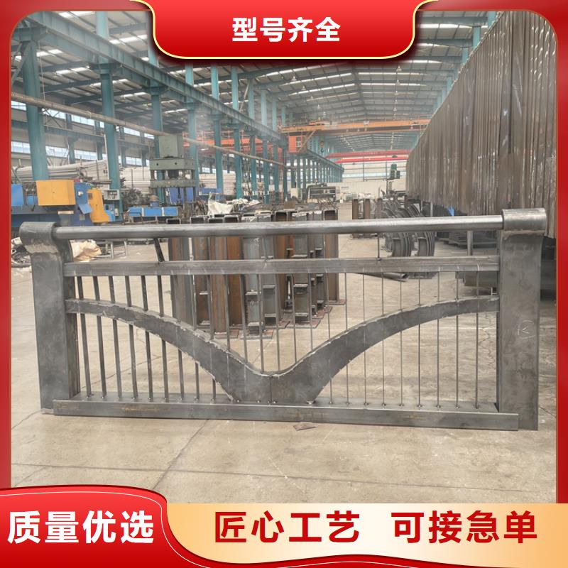 道路橋梁防護(hù)欄廠家價(jià)格透明