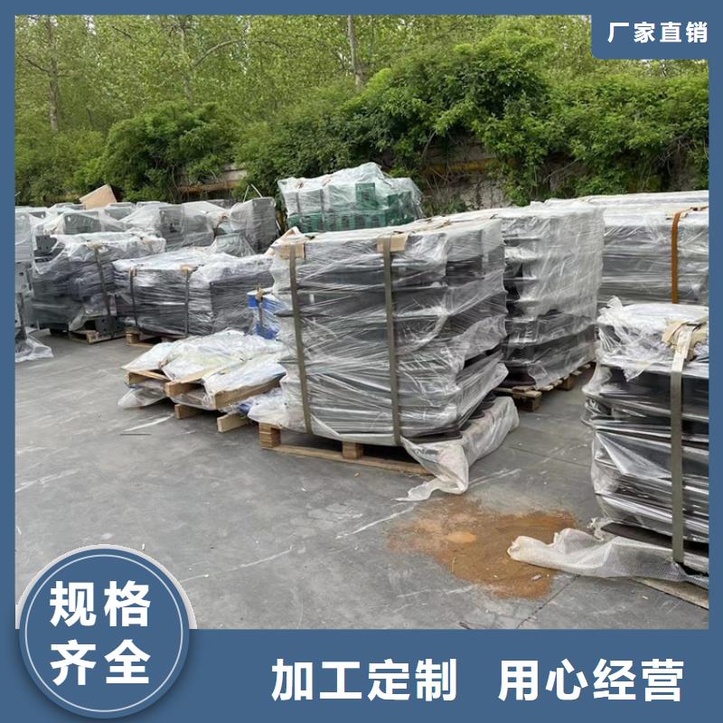 304不銹鋼景觀護(hù)欄技術(shù)精湛
