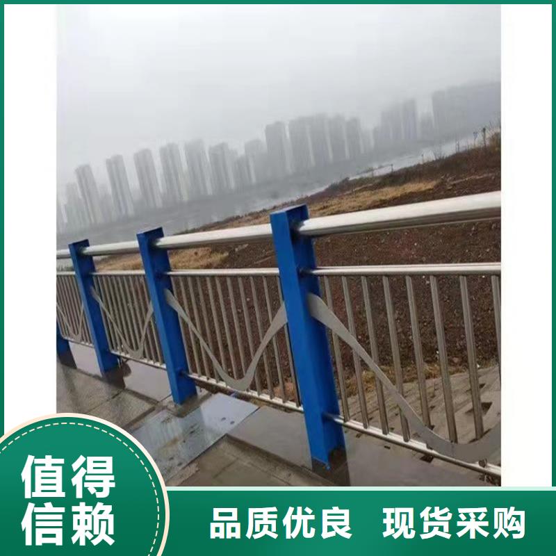 LED燈光防撞欄桿可按圖紙加工