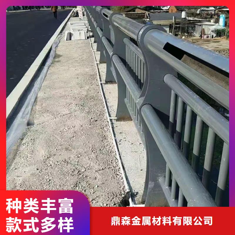 橋梁防撞護欄-為您服務