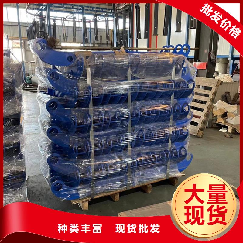 【圖】隔離不銹鋼復(fù)合管護(hù)欄生產(chǎn)廠家
