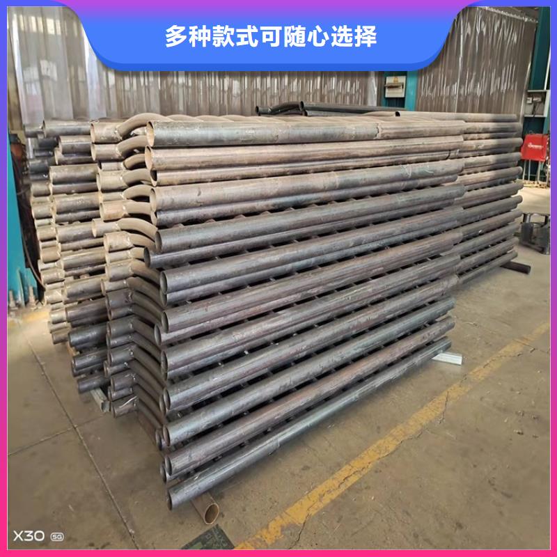 山東供應(yīng)批發(fā)防撞不銹鋼復(fù)合管護(hù)欄-好評(píng)