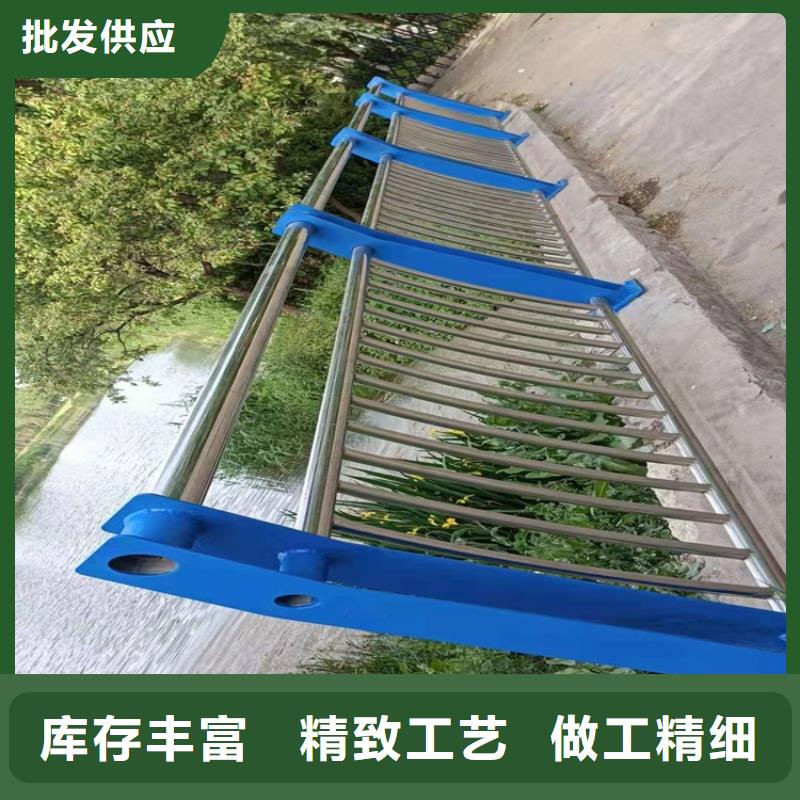 橋梁護欄-防撞護欄立柱廠家質量過硬