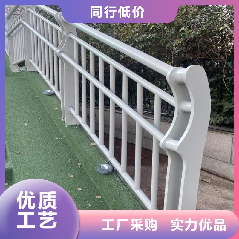 
Q235B防撞護(hù)欄安裝簡單